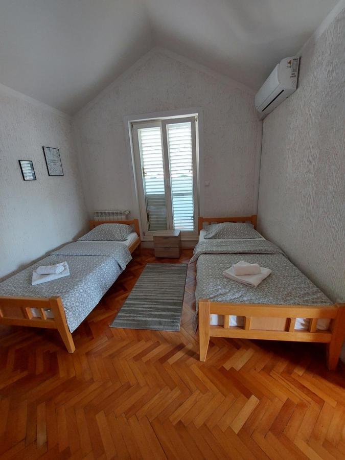Appartement Apartman Kovac à Trebinje Extérieur photo