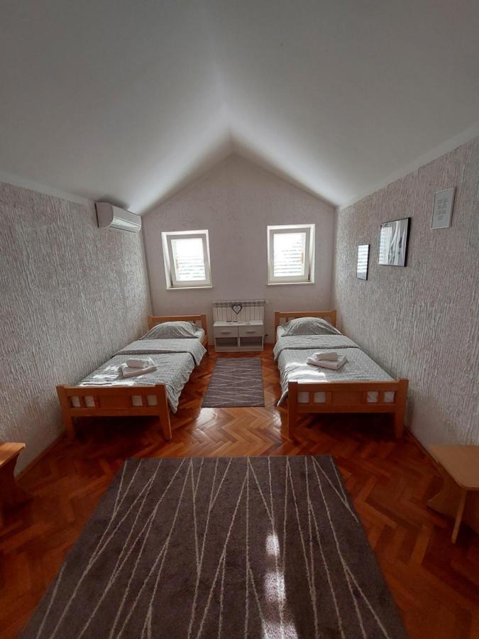 Appartement Apartman Kovac à Trebinje Extérieur photo