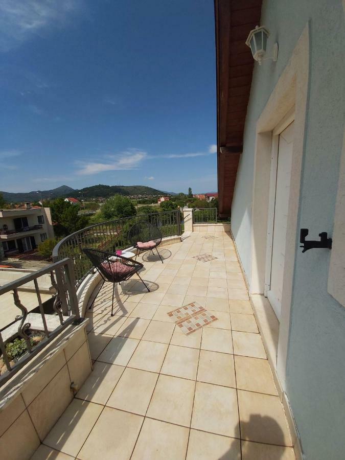 Appartement Apartman Kovac à Trebinje Extérieur photo